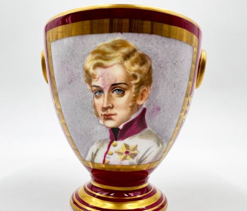 19TH CENTURY PARIS PORCELAIN TEA SET FEATURING NAPOLEONIC PORTRAITS - ADDITIONAL PHOTO 12