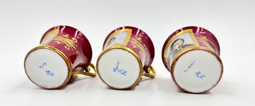 19TH CENTURY PARIS PORCELAIN TEA SET FEATURING NAPOLEONIC PORTRAITS - ADDITIONAL PHOTO 23
