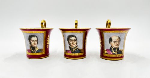 19TH CENTURY PARIS PORCELAIN TEA SET FEATURING NAPOLEONIC PORTRAITS - ADDITIONAL PHOTO 24