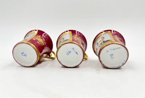 19TH CENTURY PARIS PORCELAIN TEA SET FEATURING NAPOLEONIC PORTRAITS - ADDITIONAL PHOTO 25