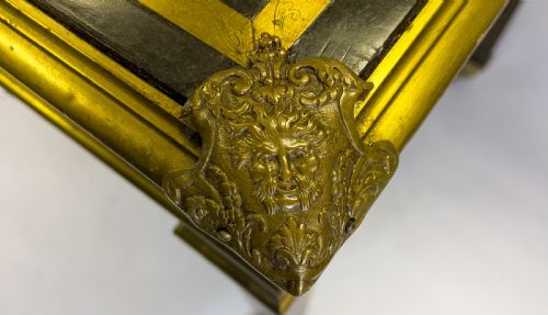 A 19TH CENTURY BRASS INLAID FRENCH BOULLE STYLE DESK - ADDITIONAL PHOTO 4