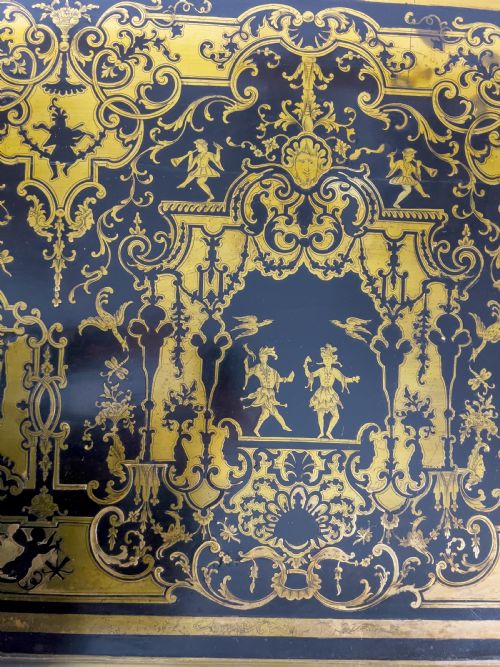 A 19TH CENTURY BRASS INLAID FRENCH BOULLE STYLE DESK - ADDITIONAL PHOTO 6
