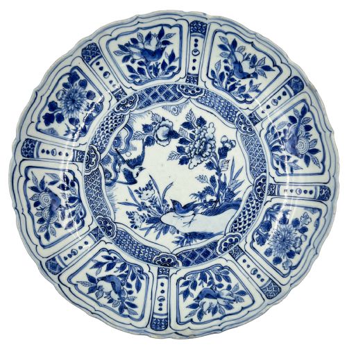 a blue and white kraak porcelain charger ming dynasty wanli period - CATEGORY: ANTIQUE CERAMICS - DATED BEFORE 1700