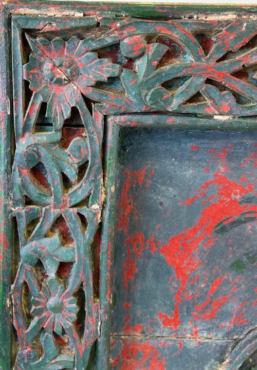 ISLAMIC CALLIGRAPHY CARVED WOODEN PLAQUE IN THE FORM OF A FALCON - ADDITIONAL PHOTO 2