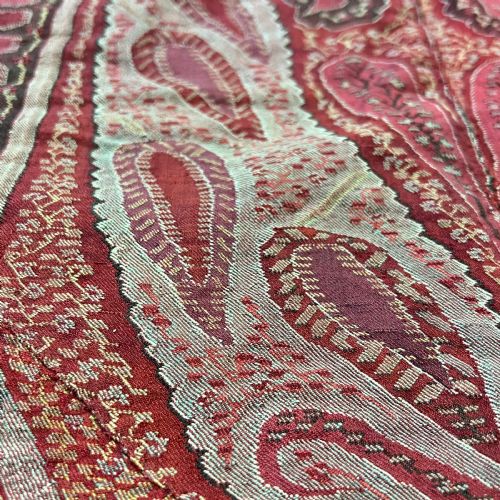 ANTIQUE 19TH CENTURY INDIAN TEXTILE RUNNER BOTEH DESIGN - ADDITIONAL PHOTO 6