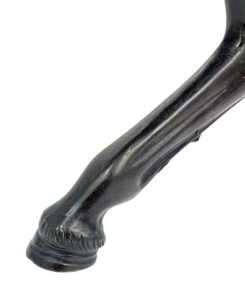 A LARGE SINGED JAPANESE BRONZE HORSE SCULPTURE CIRCA 192030 SHOWATAISHO PERIOD - ADDITIONAL PHOTO 4