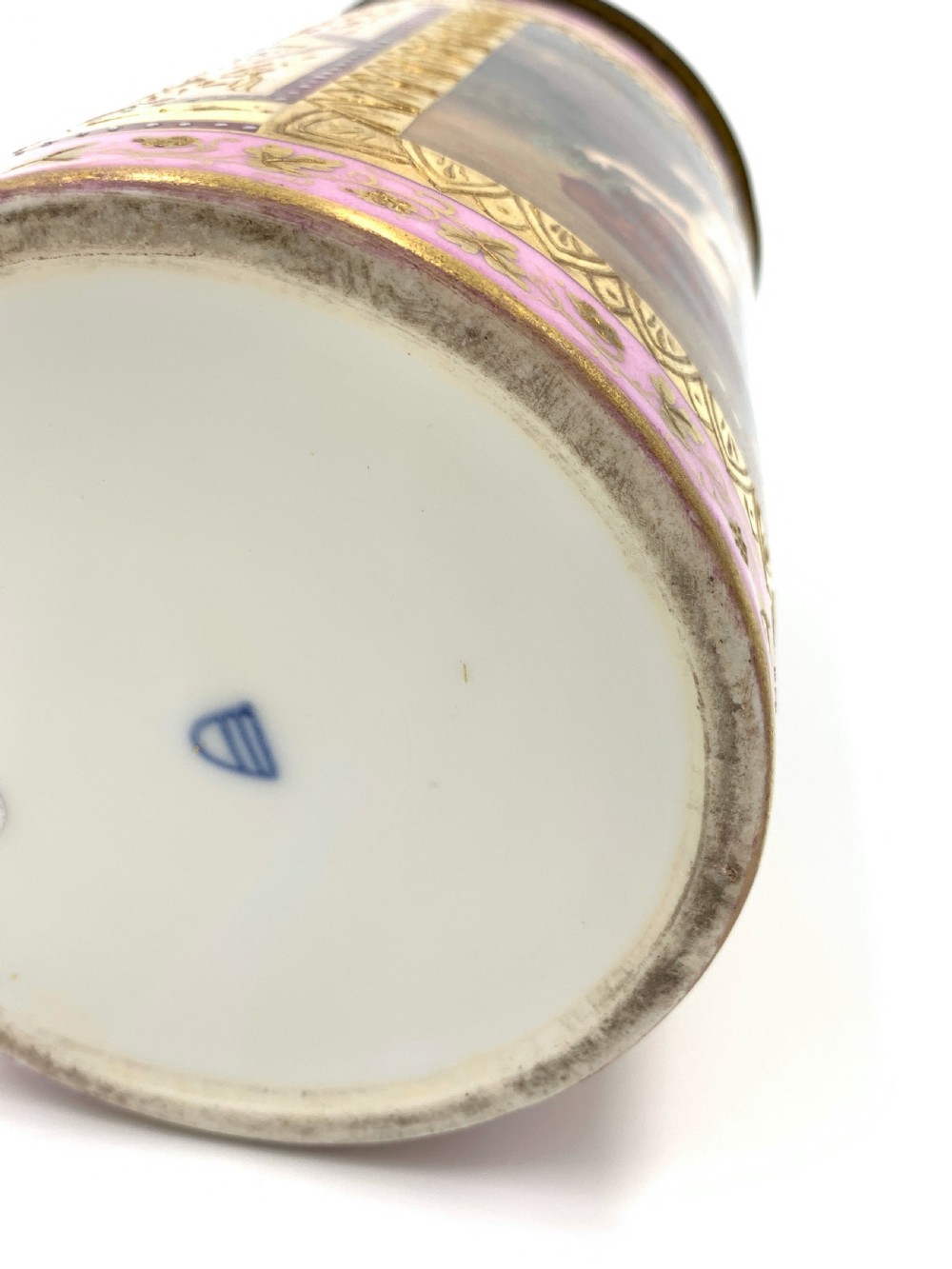 19th Century Pink Royal Vienna Tankard With Lid View VI