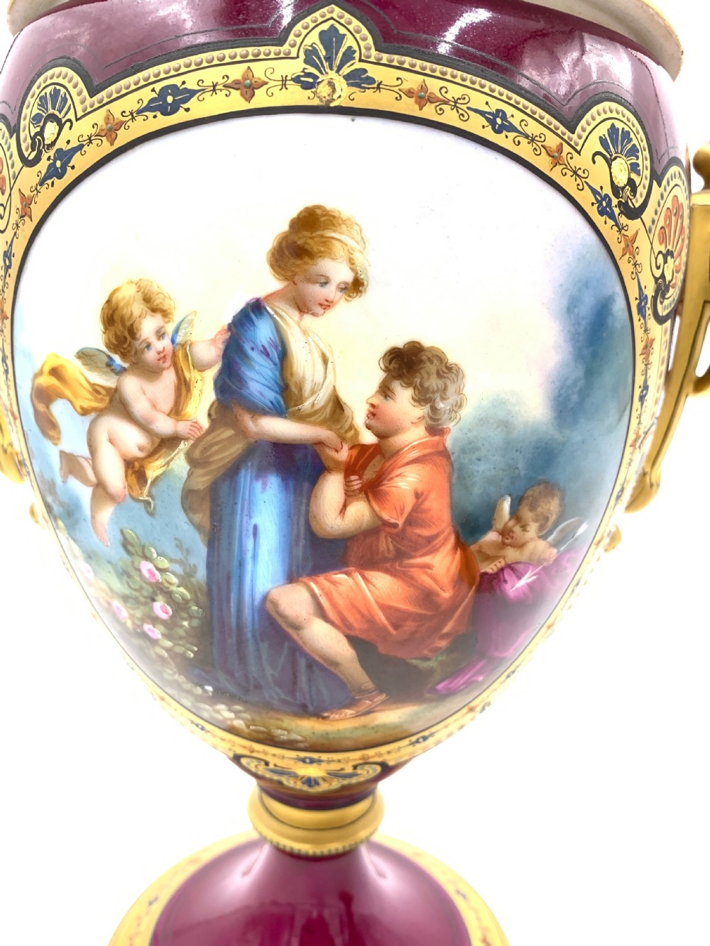 PAIR OF ANTIQUE VIENNA PORCELAIN VASES  View VI