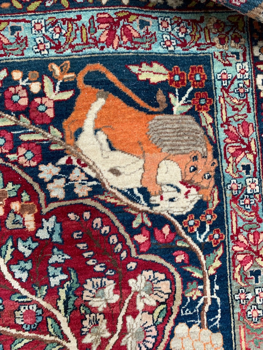A FINE PICTORIAL KERMAN RAVER RUG, CIRCA 1910 View V