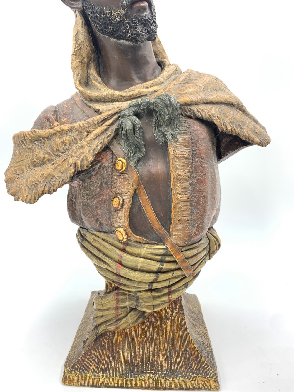 PAIR OF ANTIQUE ORIENTALIST TERRACOTTA BUSTS BY FRIEDRICH GOLDSCHEIDER  View VI