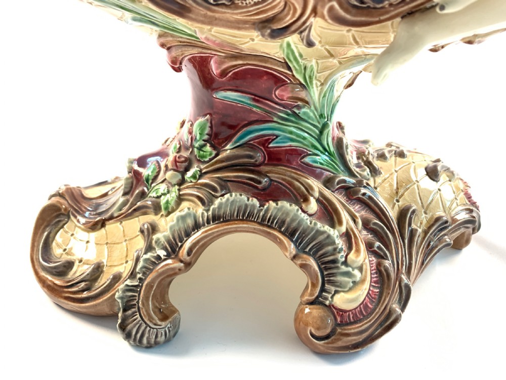 MAJOLICA CENTREPIECE IN FORM OF NAUTILUS SHELL, 19TH CENTURY, ITALY View VII