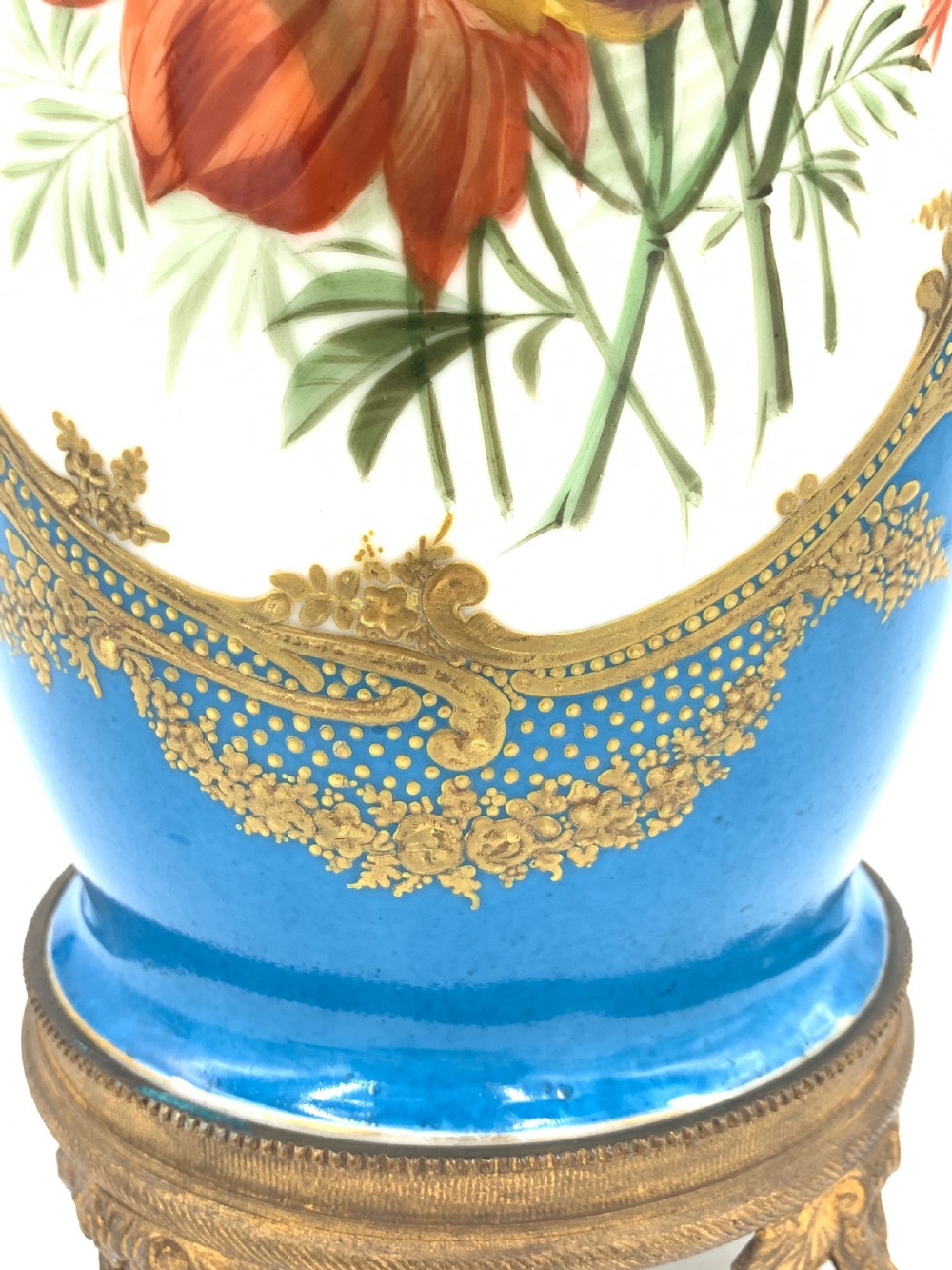 Paris Porcelain Vase, France, 19th Century  View V