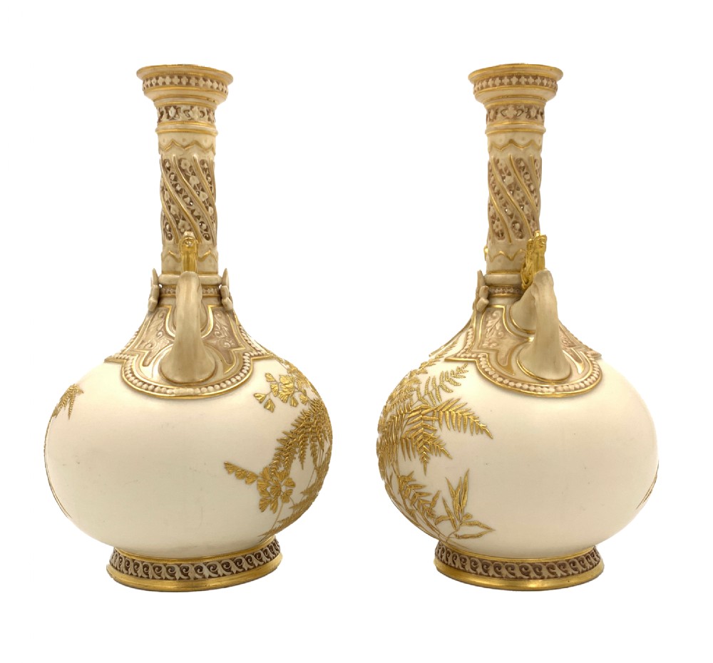 PAIR OF LATE 19TH CENTURY JAPANESE STYLE GILT DECORATED ROYAL WORCESTER PORCELAIN VASES  View II