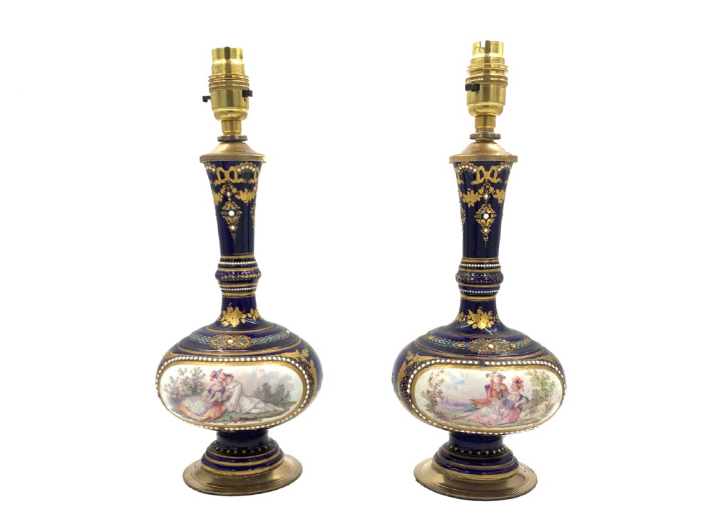 PAIR OF JEWELLED PORCELAIN LAMPS 