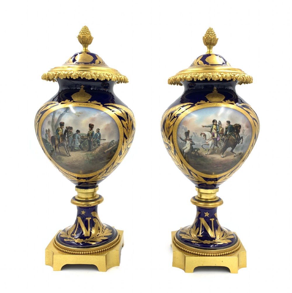 A FINE PAIR OF SEVRES STYLE NAPOLEONIC PORCELAIN VASES  View II