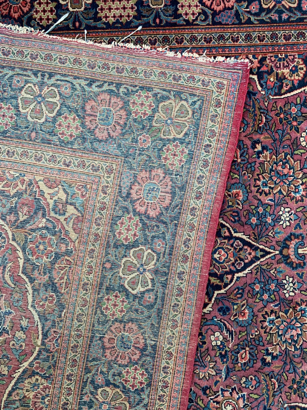BURGUNDY GROUND PERSIAN KASHAN RUG IN FLORAL DESIGN  View VIII