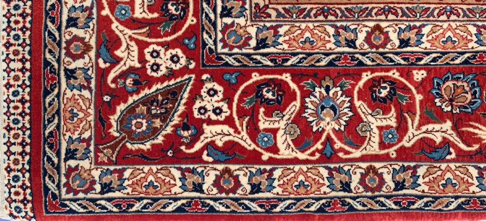 A FINE ISFAHAN SEIRAFIAN RUG BY BAGHER SEIRAFIAN View V