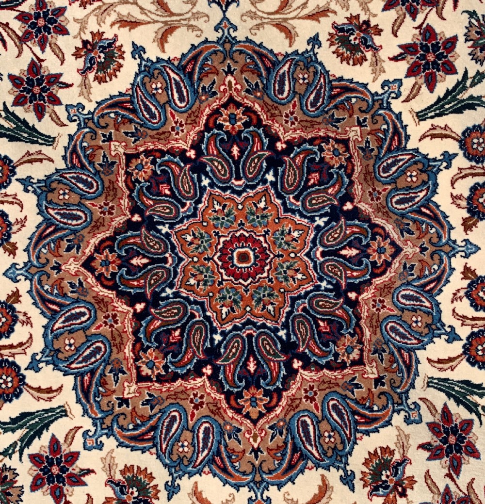 A FINE ISFAHAN SEIRAFIAN RUG BY BAGHER SEIRAFIAN View VI
