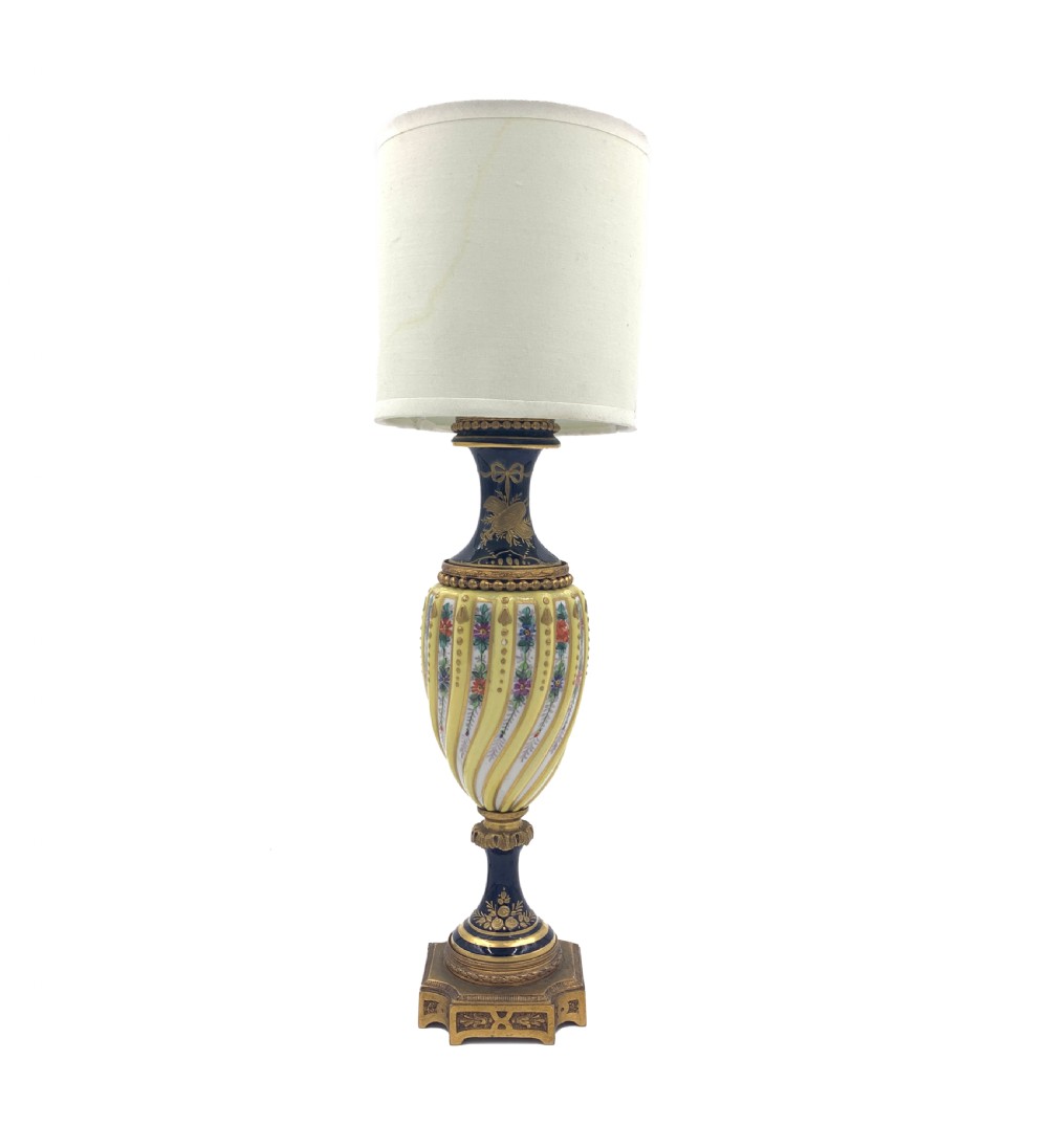 LATE 19TH CENTURY SEVRES STYLE PORCELAIN LAMP TWIST BODY 