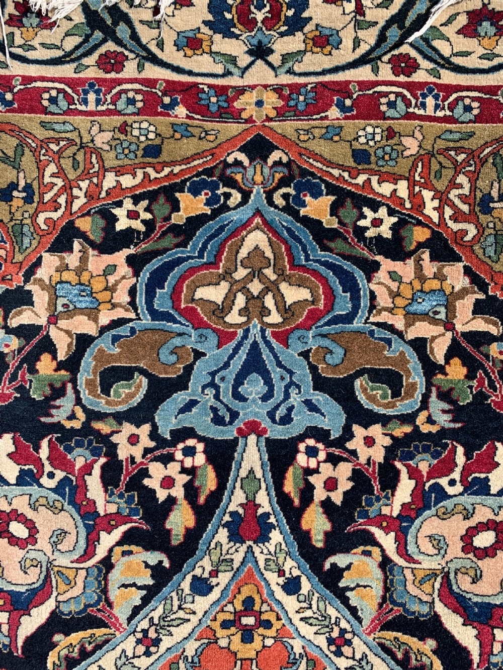 ANTIQUE WOOL AND PART SILK PERSIAN TEHRAN RUG  View IV