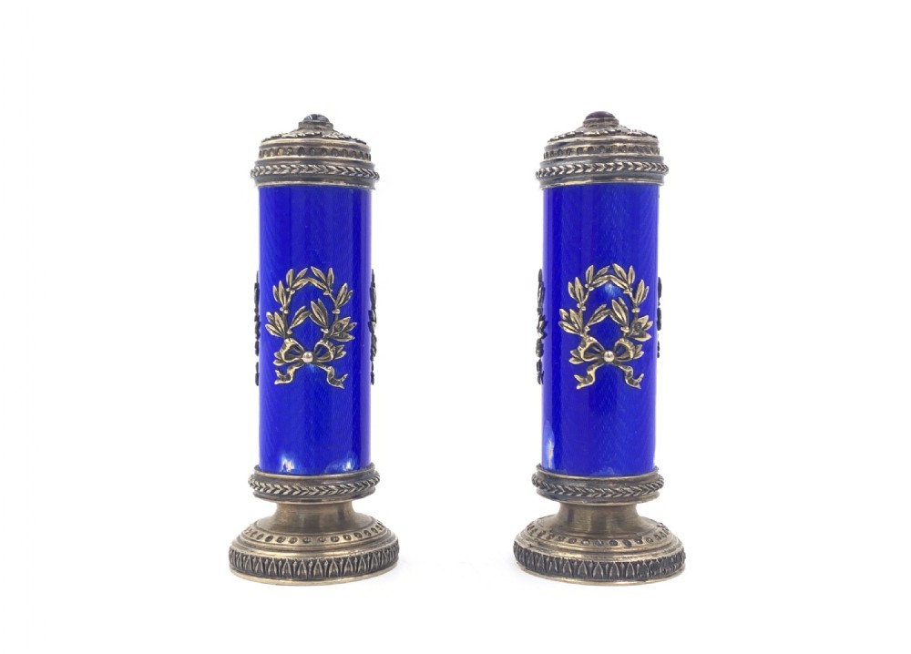 PAIR OF FABERGÉ STYLE PEPPERS 