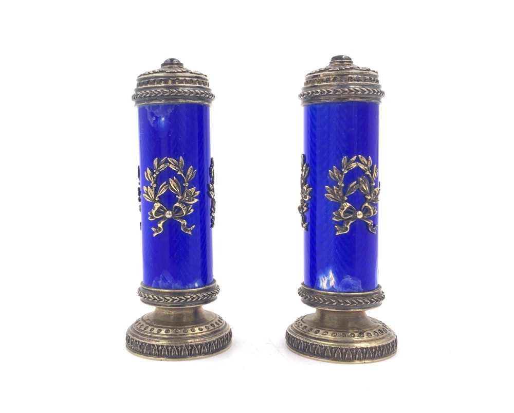 PAIR OF FABERGÉ STYLE PEPPERS  View II