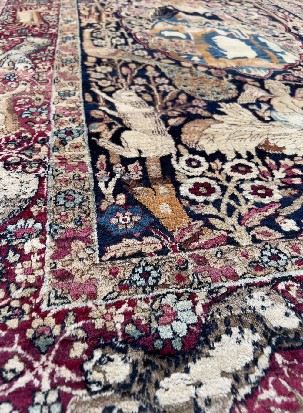 Pictorial Kerman Raver Rug Depicts Khosrow Anushirvan King Of Persia  View VIII