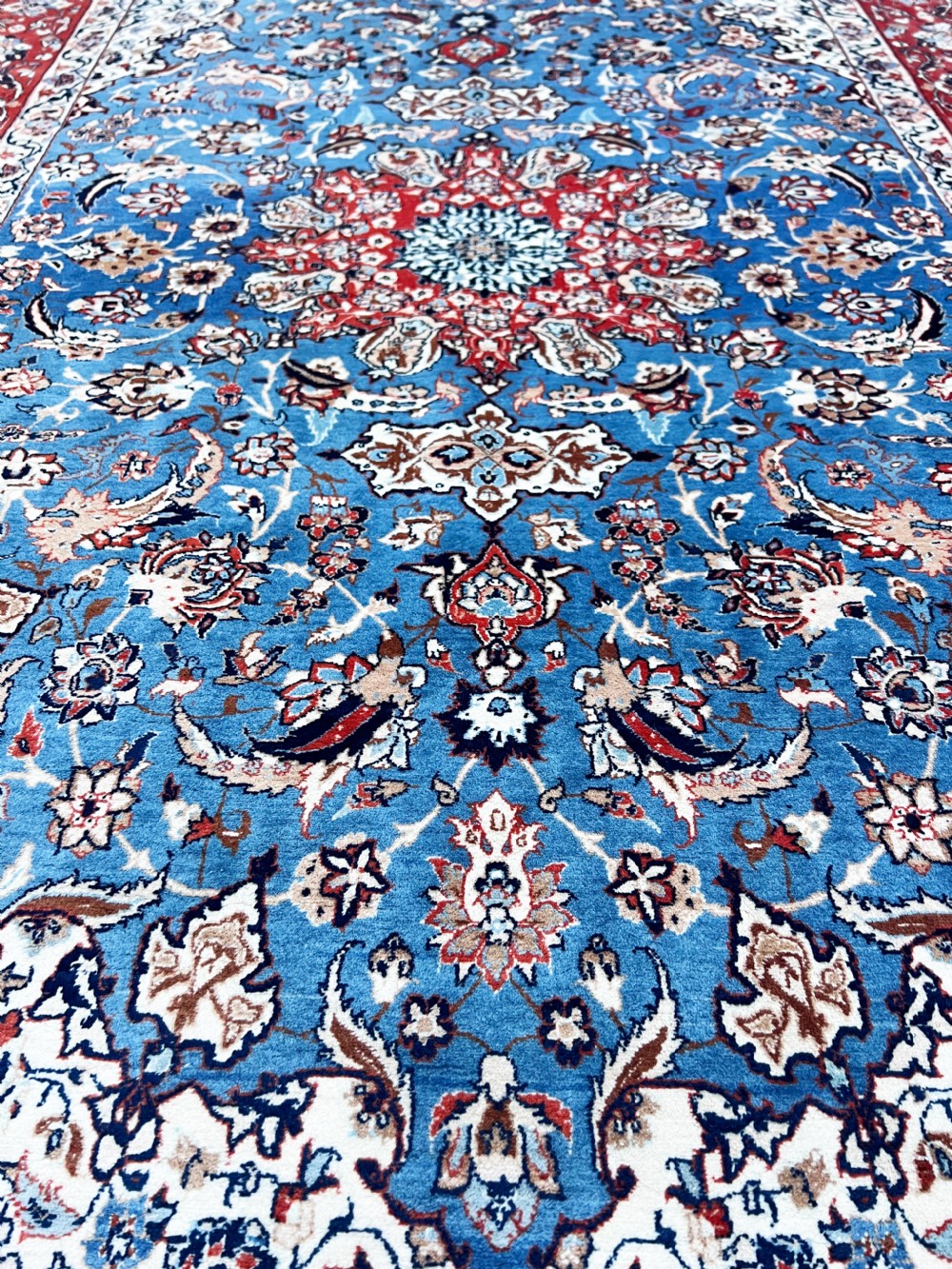 A Fine Isfahan Seirafian Rug, Circa 1960  View IV