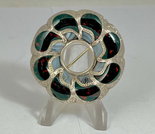 Victorian Scottish Agate Silver Brooch, C. 1860