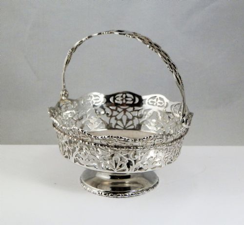 fig 1. Chester Edwardian silver bonbon basket, Chester 1908