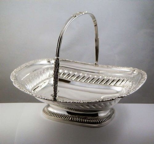 Victorian Antique Silver Fruit Bowl , Goldsmiths of London 1901