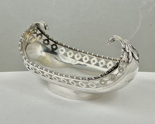 George V Silver Viking Long Boat Bowl, Chester 1915