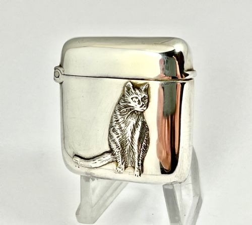 





Victorian Silver “Cat” Vesta Case, Birmingham 1894