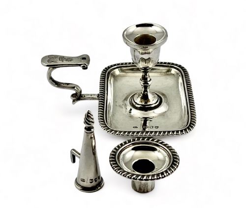 AN ANTIQUE VICTORIAN SILVER CHAMBER STICK LONDON 1895 - ADDITIONAL PHOTO 4