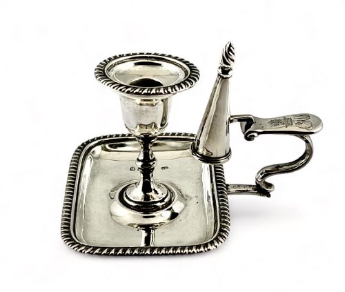 AN ANTIQUE VICTORIAN SILVER CHAMBER STICK LONDON 1895 - ADDITIONAL PHOTO 9
