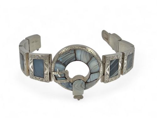 An Antique Victorian Silver and Montrose Agate Bracelet C.1880