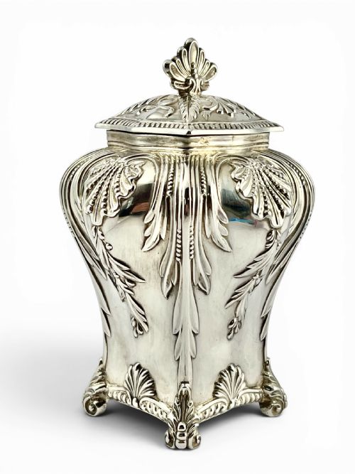 ANTIQUE VICTORIAN SILVER TEA CADDY BY THOMAS BRADBURY LONDON 1898