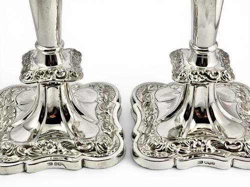 ANTIQUE PAIR OF GEORGE V SILVER TABLE CANDLESTICKS SHEFFIELD 1935 - ADDITIONAL PHOTO 4