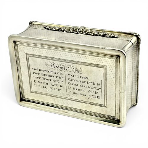 LARGE ANTIQUE VICTORIAN MILITARY SILVER SNUFF BOX LONDON 1838 - ADDITIONAL PHOTO 5