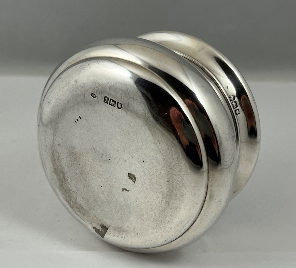 Edwardian tortoise and silver jewellery box, William Comyns London 1906 View VI