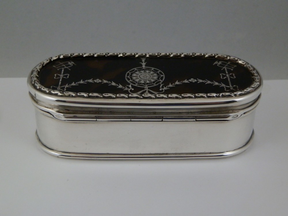 George V silver and tortoise shell box, William Comyns 1913 View III