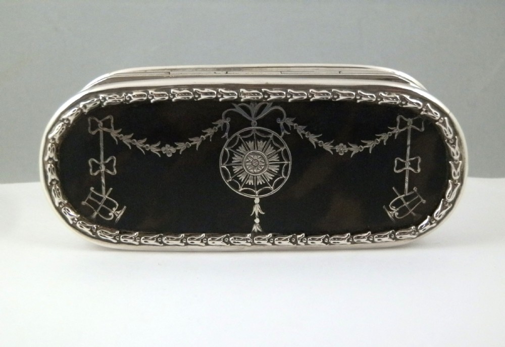 George V silver and tortoise shell box, William Comyns 1913 View VIII