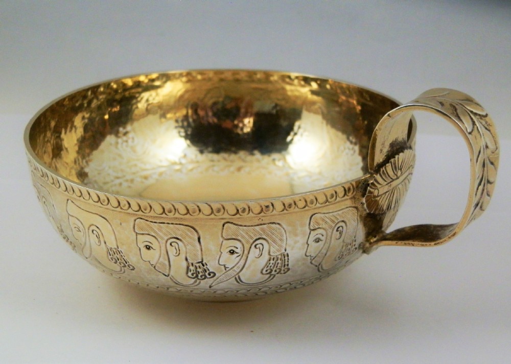 An Edwardian replica Mycenaean silver gilt cup, Chester 1906 View XI
