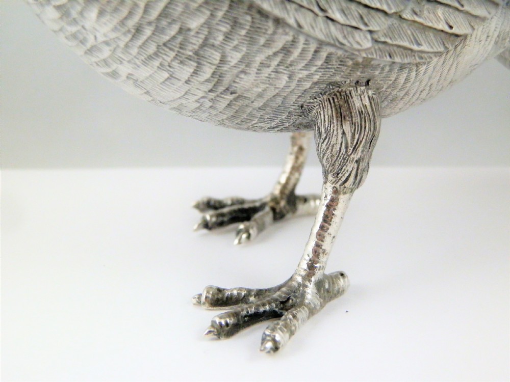 Silver model of a Pigeon, Italian c.1960 View VI