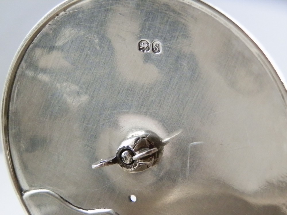 George III silver teapot by Benjamin Smith, London 1813 View X