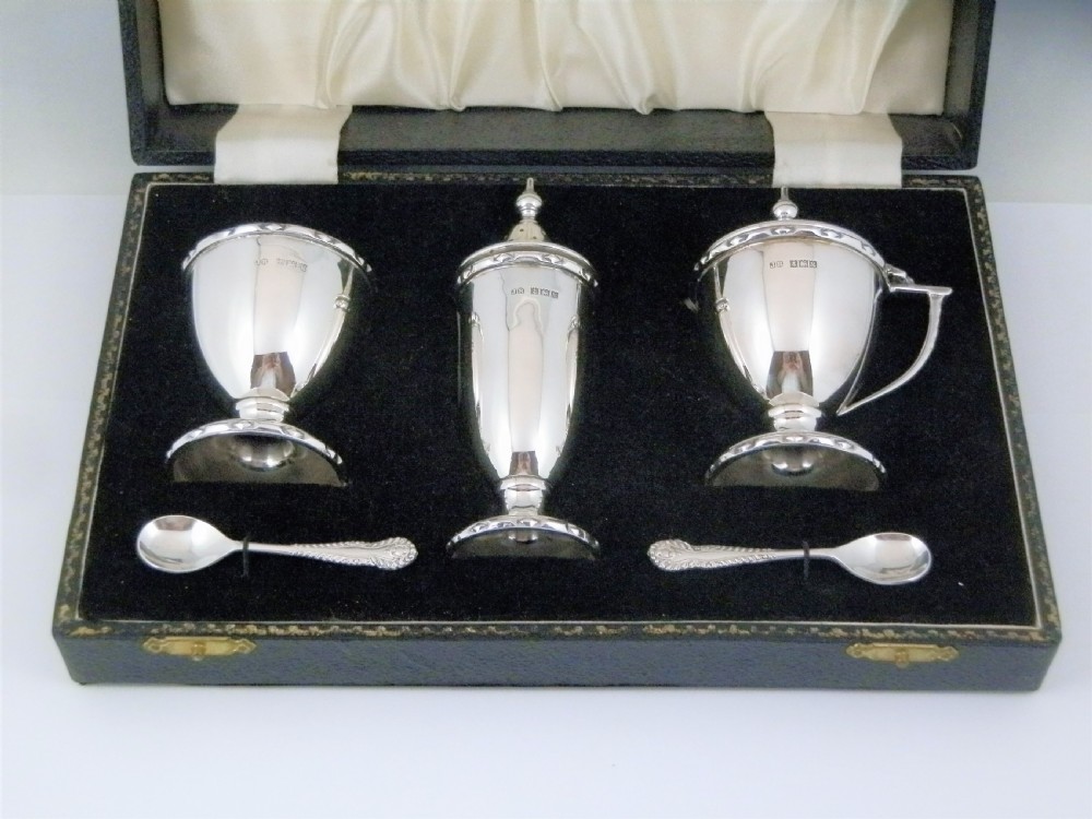Elizabeth II silver 5 piece condiment set, Birmingham 1961