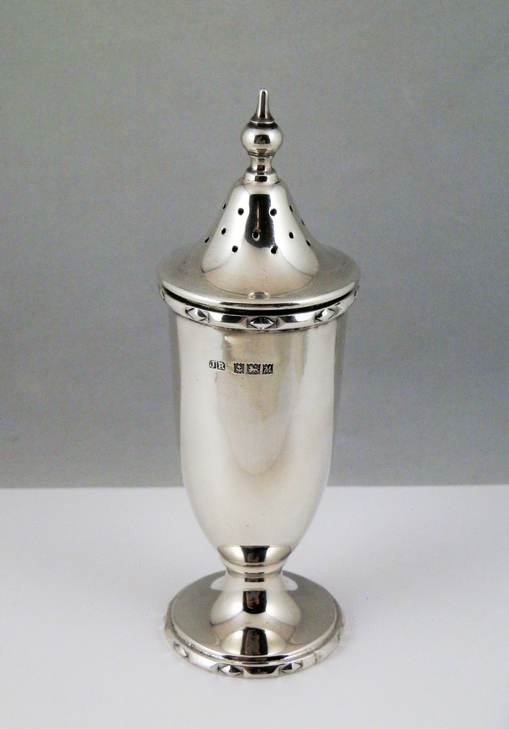 Elizabeth II silver 5 piece condiment set, Birmingham 1961 View VII
