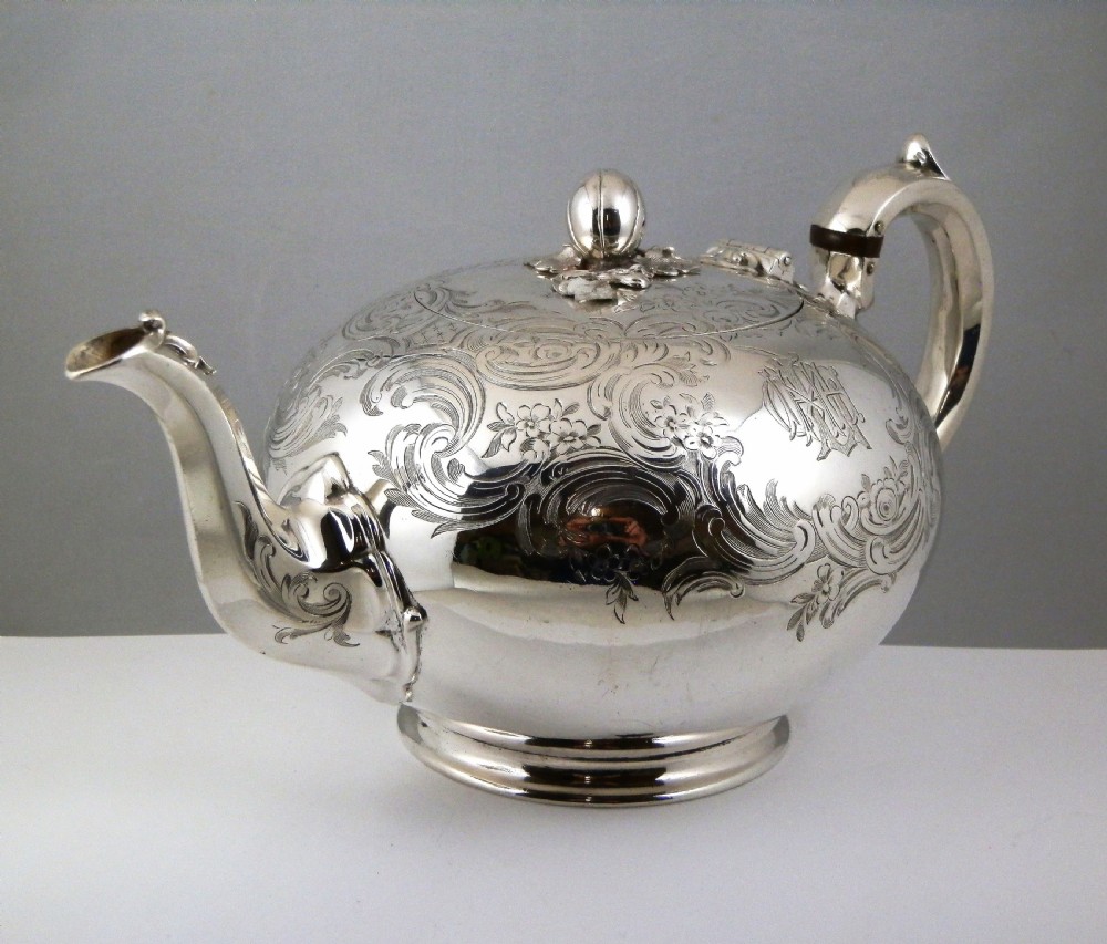 A large Victorian silver teapot, E&J Barnard, London 1857
