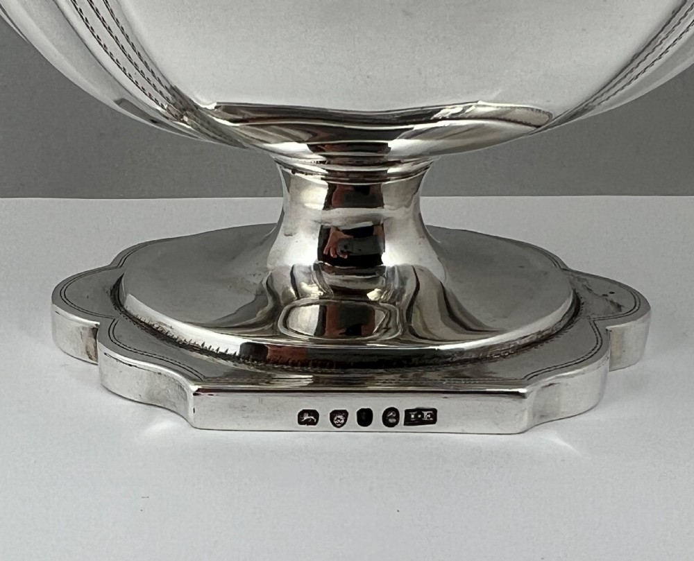 George III silver basket by John Edwards III, London 1794 View V