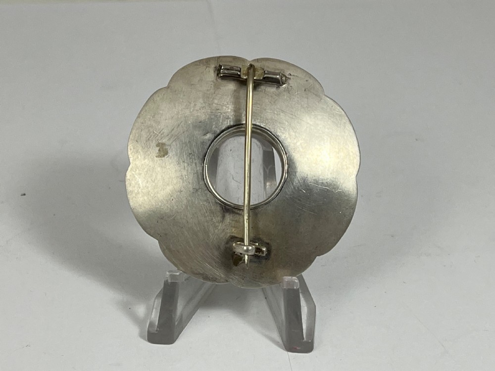 Victorian Scottish agate silver brooch, c. 1860 View II